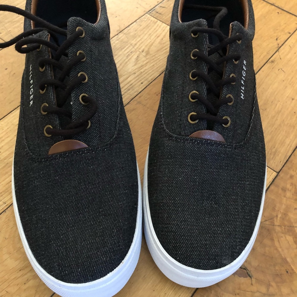 Casual Tommy Hilfiger shoes